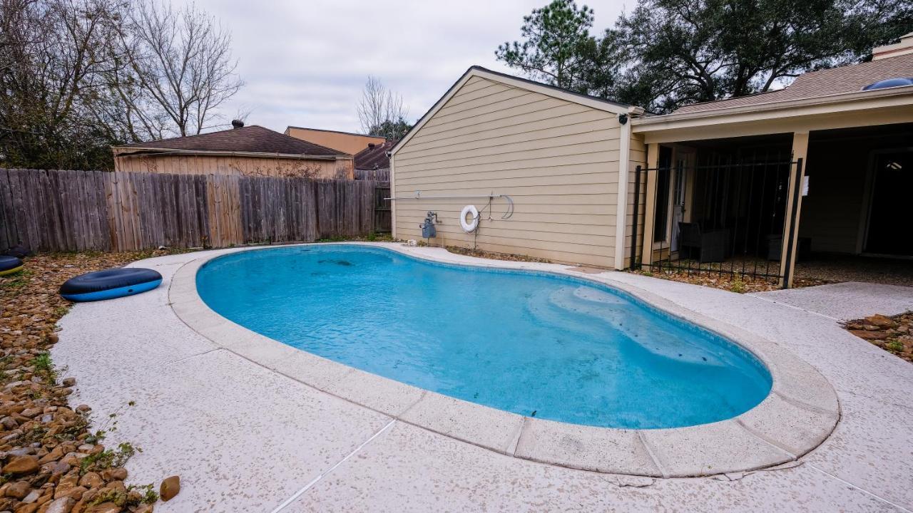 Pool House, 20 Minutes From Dt 4Bdr For 10 Guests - Winkleman Villa Houston Bagian luar foto