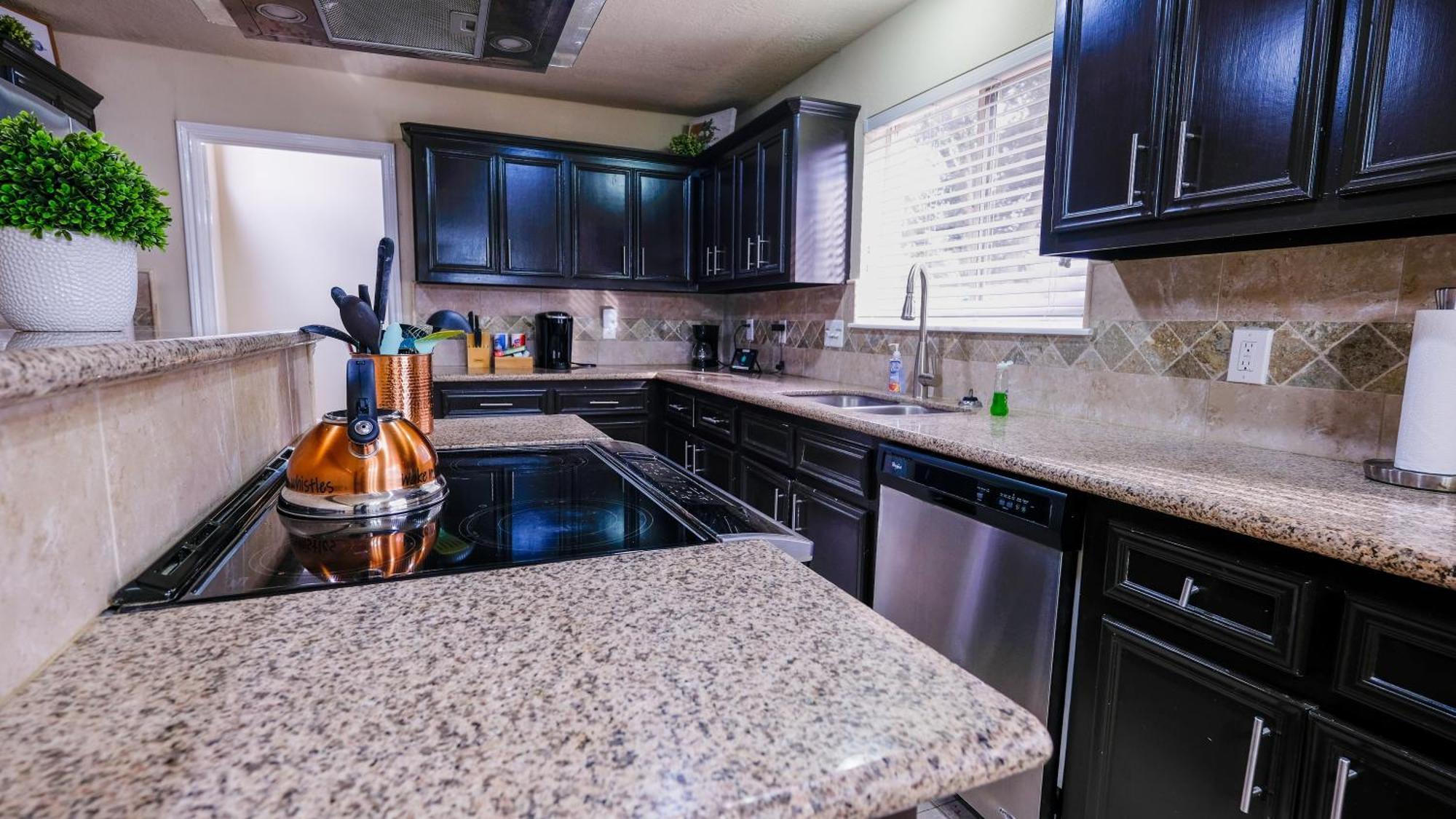 Pool House, 20 Minutes From Dt 4Bdr For 10 Guests - Winkleman Villa Houston Bagian luar foto